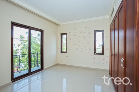 ویلا برای فروش در Arabian Ranches 2، Dubai، امارات متحده عربی 4 خوابه ، 447.24 متر مربع ، شماره 775638 - تصویر 11