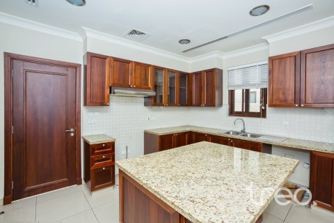 ویلا برای فروش در Arabian Ranches 2، Dubai، امارات متحده عربی 4 خوابه ، 447.24 متر مربع ، شماره 775638 - تصویر 5