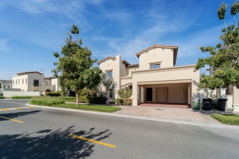 Arabian Ranches 2, Dubai, UAE의 빌라 침실 4개, 447.24제곱미터 번호 775638