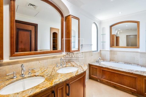Kaupunkipientalo Saadiyat Island, Abu Dhabi, Arabiemiraatit 4 makuuhuonetta, 395.58 m2 № 775575 - kuva 12
