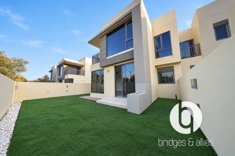 Willa w Dubai Hills Estate, Dubai, ZEA 4 sypialnie, 229 mkw. nr 758116