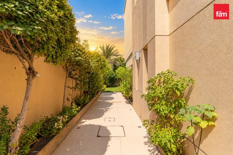 Villa in vendita a Al Barsha, Dubai, EAU 4 camere da letto, 430.9 mq. № 769417 - foto 17