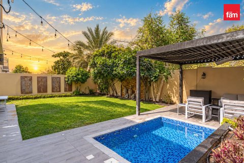 Villa in vendita a Al Barsha, Dubai, EAU 4 camere da letto, 430.9 mq. № 769417 - foto 13