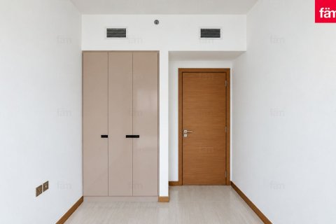 Apartmen di Business Bay, Dubai, UAE 2 bilik tidur, 103.7 meter persegi № 772350 - foto 13