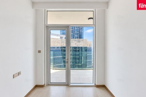 Apartmen di Business Bay, Dubai, UAE 2 bilik tidur, 103.7 meter persegi № 772350 - foto 9