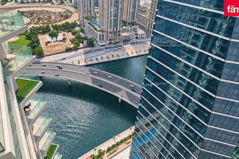 Apartmen di Business Bay, Dubai, UAE 2 bilik tidur, 103.7 meter persegi № 772350 - foto 19