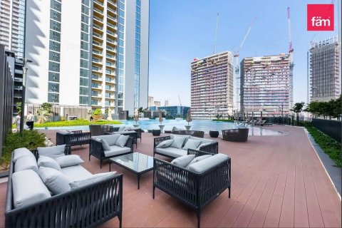 Dubai, UAE의 임대용 아파트 침실 2개, 206.6제곱미터 번호 769828 - 사진 13