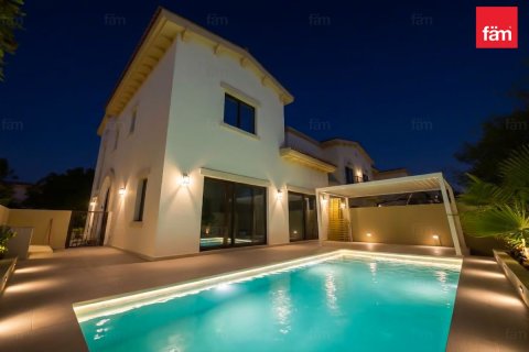 Vila u gradu Reem, Dubai, UAE 4 spavaće sobe, 289.7 m2 Br. 769127 - Slika 2