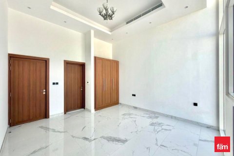 Villa til salg i Dubai, UAE 5 soveværelser, 464.9 kvm № 769443 - foto 15