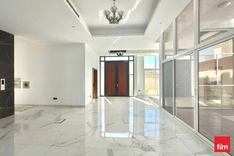 Villa til salg i Dubai, UAE 5 soveværelser, 464.9 kvm № 769443 - foto 3