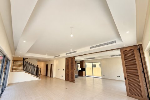 Vila di Damac Lagoons, Dubai, UAE 7 bilik tidur, 675.26 meter persegi № 782852 - foto 4
