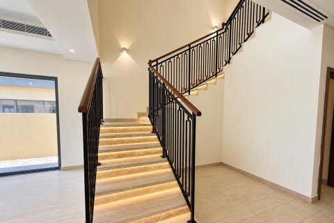 Vila di Damac Lagoons, Dubai, UAE 7 bilik tidur, 675.26 meter persegi № 782852 - foto 12