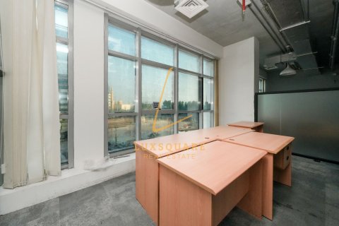 Офис Дубай Инвестмент Парк, БАӘ-да 158 м² № 777444 - фото 11