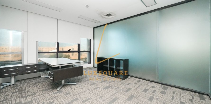 Офис Дубай Инвестмент Парк, БАӘ-да 158 м² № 777444