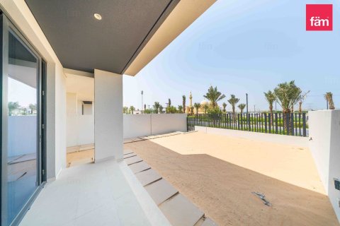 Kamienica w Jebel Ali, Dubai, ZEA 4 sypialnie, 385.2 mkw. nr 769840