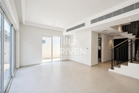 Townhouse in Dubai, UAE 4 bedrooms, 112.97 sq.m. № 778741 - photo 5