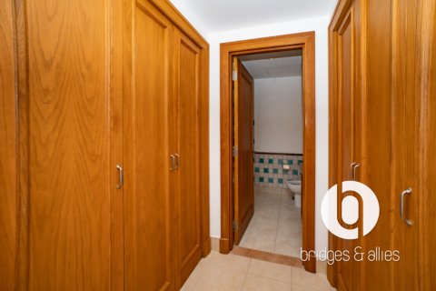 Apartment in Old Town, Dubai, UAE 1 bedroom, 92 sq.m. № 769757 - photo 11