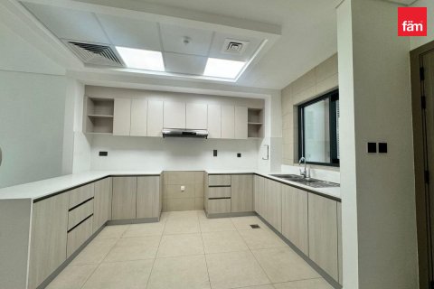 Kamienica do wynajęcia w Dubai, ZEA 4 sypialnie, 214 mkw., nr 774388 - zdjęcie 2