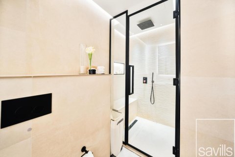 Apartament në DIFC, Dubai, Emiratet e Bashkuara Arabe 2 dhoma gjumi, 166.39 m2. № 775488 - Foto 18