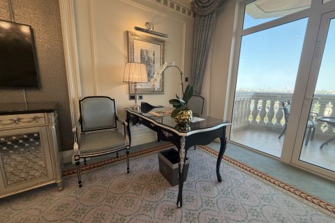 Apartment til salg i Palm Jumeirah, Dubai, UAE 62 kvm № 769534 - foto 4