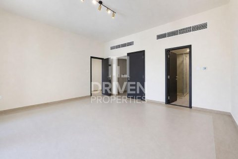 Зняти в оренду віллу в Джумейра, Дубай, ОАЕ 5 спалень, 357.12м2, № 782573 - фото 17