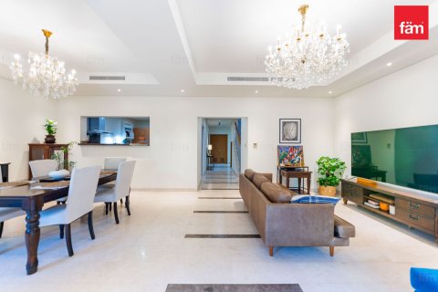 Kaupunkipientalo Al Furjan, Dubai, Arabiemiraatit 3 makuuhuonetta, 224 m2 № 769887 - kuva 5