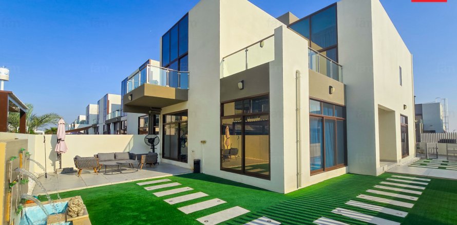 Villa sa Dubai, UAE 4 silid-tulugan, 283.2 sq.m. № 769841
