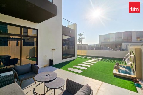 Villa sa Dubai, UAE 4 silid-tulugan, 283.2 sq.m. № 769841 - larawan 24