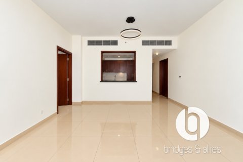 Apartment in Downtown Dubai (Downtown Burj Dubai), UAE 2 bedrooms, 107 sq.m. № 769750 - photo 6