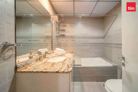 Villa te huur in Dubai, VAE 4 slaapkamers, 199 vr.m., nr 769680 - foto 7