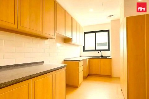 Villa en alquiler en Dubai, EAU 6 dormitorios, 432 m2 № 769873 - foto 11