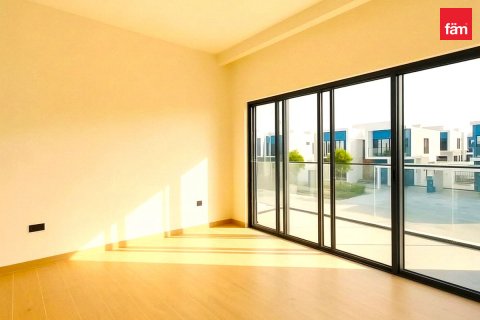 Villa en alquiler en Dubai, EAU 6 dormitorios, 432 m2 № 769873 - foto 15