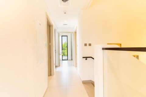 Dubai, BAE’de satılık sıra ev 4 yatak odası, 246 m² No 769529 - fotoğraf 12