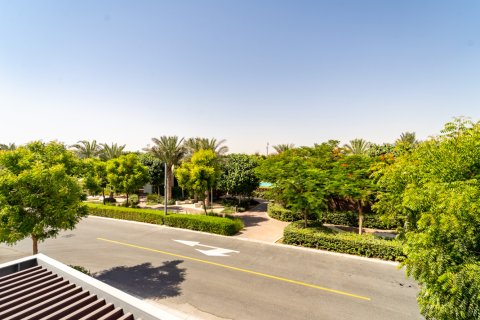 Dubai, BAE’de satılık sıra ev 4 yatak odası, 246 m² No 769529 - fotoğraf 16