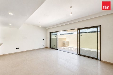 Dubai, UAE의 임대용 타운하우스 침실 4개, 144제곱미터 번호 769875 - 사진 3