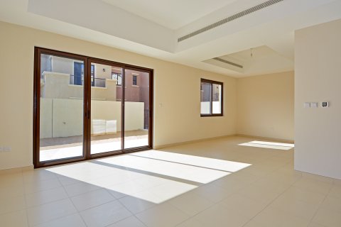 Вилла Рим, Дубай, БАӘ-да 3 жатын бөлмелер, 237.27 м² № 774190 - фото 3