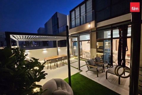Townhouse til leje i Dubai, UAE 4 soveværelser, 187.2 kvm № 769835 - foto 17