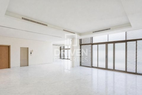 Купить виллу в Мохаммед Бин Рашид Сити, Дубай, ОАЭ 5 спален, 752.98м2, № 776375 - фото 3
