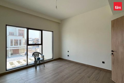 Townhouse in Dubai, UAE 4 bedrooms, 144.4 sq.m. № 769418 - photo 2