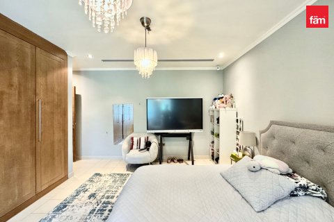 Villa in vendita a Dubai, EAU 4 camere da letto, 742.9 mq. № 769367 - foto 12