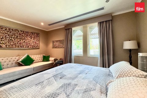 Villa in vendita a Dubai, EAU 4 camere da letto, 742.9 mq. № 769367 - foto 8