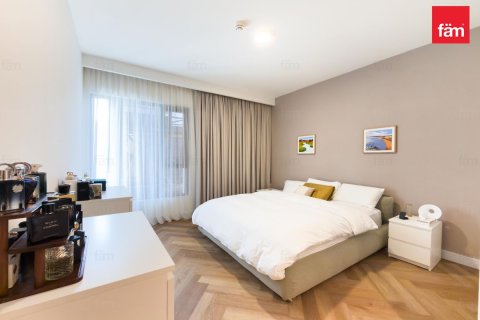 Apartment til salg i Dubai, UAE 2 soveværelser, 104.7 kvm № 769385 - foto 6