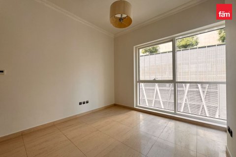 Apartment til leje i Downtown Dubai (Downtown Burj Dubai), Dubai, UAE 3 soveværelser, 171.9 kvm № 769647 - foto 10