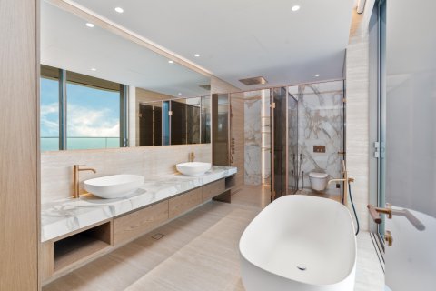 Lägenhet till försäljning i Palm Jumeirah, Dubai, UAE 3 sovrum, 400 kvm Nr. 734386 - fotografi 23