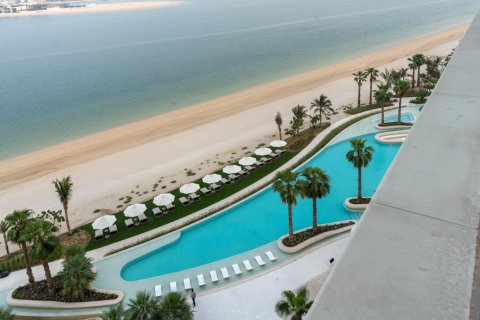 Apartment in Palm Jumeirah, Dubai, UAE 3 bedrooms, 400 sq.m. № 734386