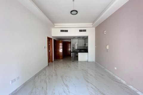 Apartmen di Discovery Gardens, Dubai, UAE 1 bilik tidur, 76 meter persegi № 769556 - foto 3