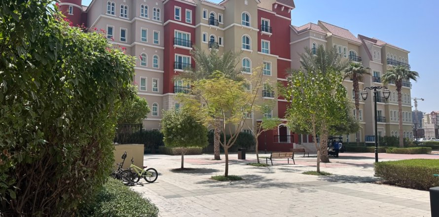 Apartmen di Discovery Gardens, Dubai, UAE 1 bilik tidur, 76 meter persegi № 769556