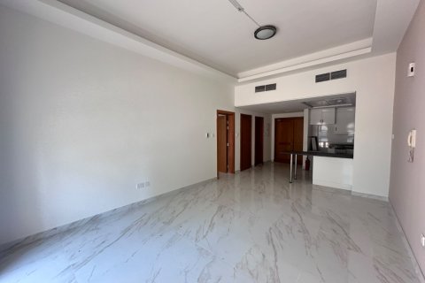 Apartmen di Discovery Gardens, Dubai, UAE 1 bilik tidur, 76 meter persegi № 769556 - foto 2
