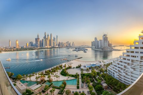 Apartament në Palm Jumeirah, Dubai, Emiratet e Bashkuara Arabe 4 dhoma gjumi, 455 m2. № 769536 - Foto 2