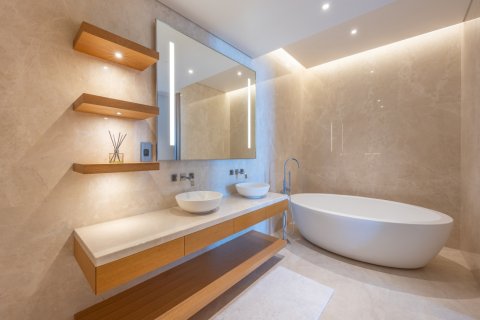 Apartament në Palm Jumeirah, Dubai, Emiratet e Bashkuara Arabe 4 dhoma gjumi, 455 m2. № 769536 - Foto 16